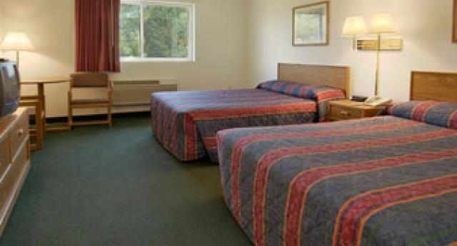 Amerivu Inn And Suites Stanley Habitación foto